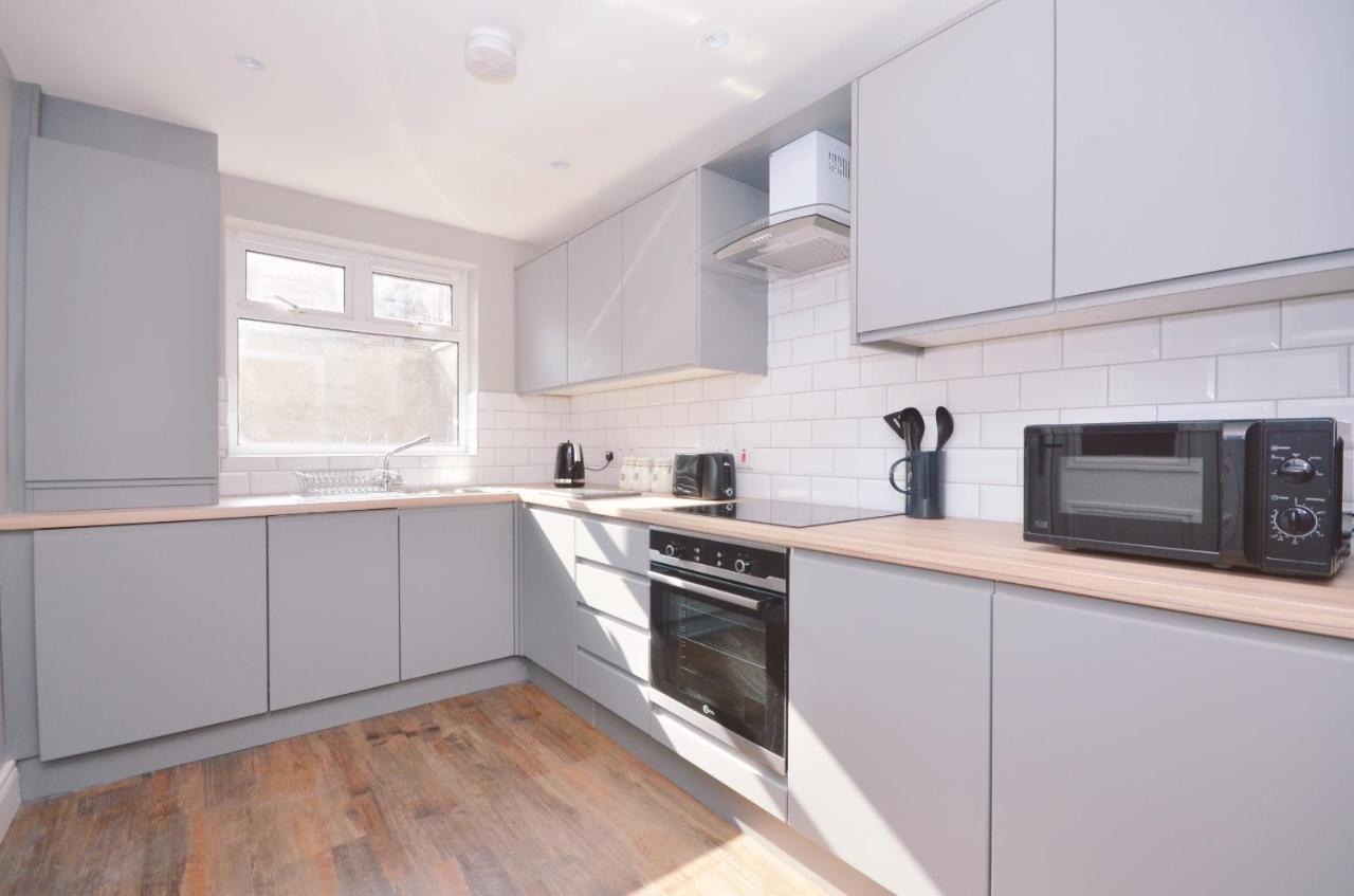 Queens Quarter Townhouse 1 ベルファスト エクステリア 写真