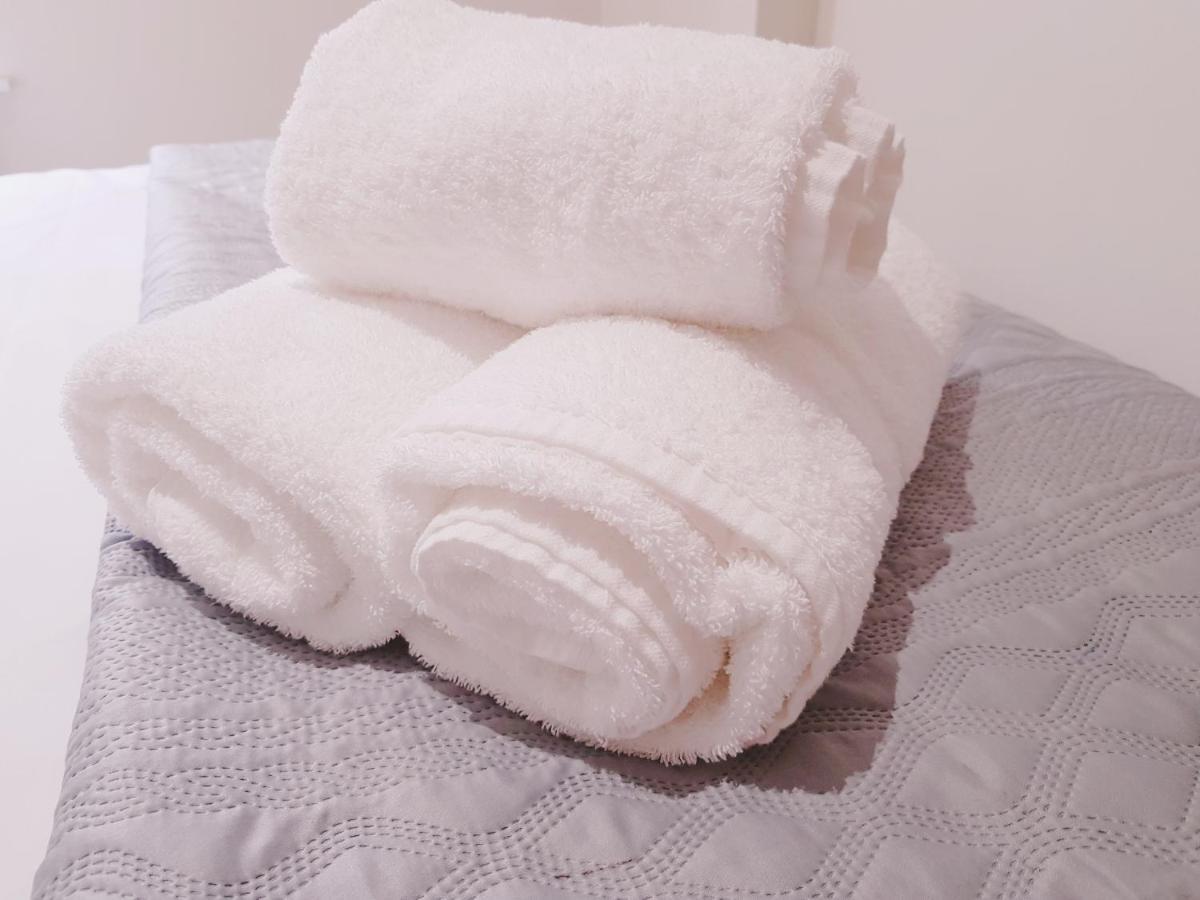 Queens Quarter Townhouse 1 ベルファスト エクステリア 写真